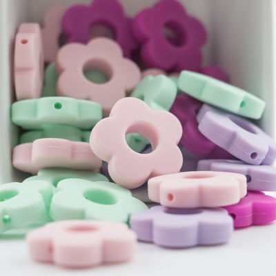 ดอกไม้หลุมซิลิโคนฟันลูกปัด 4.5 ซม.สำหรับ DIY Pacifier คลิปเคี้ยวสร้อยคอ
