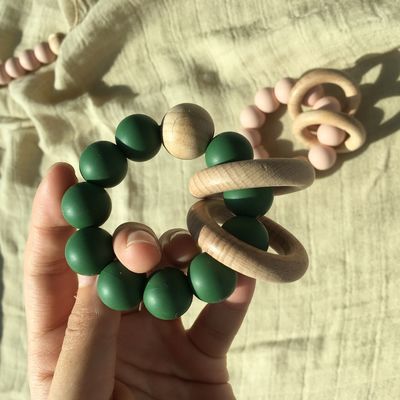 สร้อยข้อมือลูกปัดซิลิโคนแบบกำหนดเองสำหรับเด็กทารกเด็กเล่น