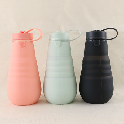 ขวดน้ำดื่มซิลิโคนแบบพับได้ป้องกันการรั่ว BPA ฟรีสำหรับการตั้งแคมป์ท่องเที่ยว
