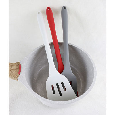 ชุดเครื่องครัวซิลิโคนสี Panton ปลอดสารบีพีเอ Food Grade Safe For Kitchen
