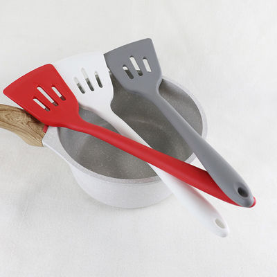 ชุดเครื่องครัวซิลิโคนสี Panton ปลอดสารบีพีเอ Food Grade Safe For Kitchen