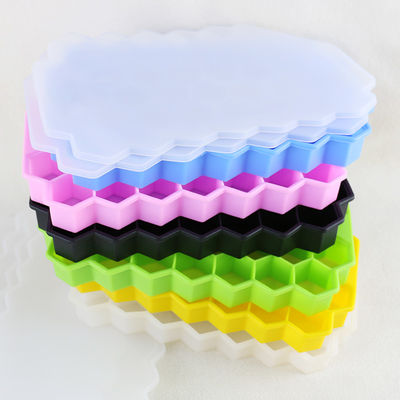 ถาดน้ำแข็งยางนุ่ม PVC ฟรีพร้อมฝาทรงรังผึ้ง OEM