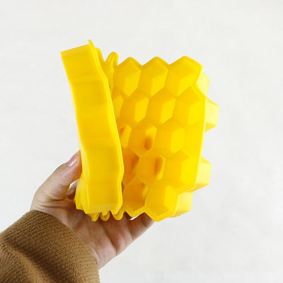 ถาดน้ำแข็งยางนุ่ม PVC ฟรีพร้อมฝาทรงรังผึ้ง OEM