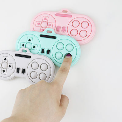 Baby Teething Products - ล้างทำความสะอาดได้สีต่างๆที่กำหนดเองผู้เล่นการ์ตูนน่ารักควบคุมรูปร่างของเล่นยางกัดซิลิโคน