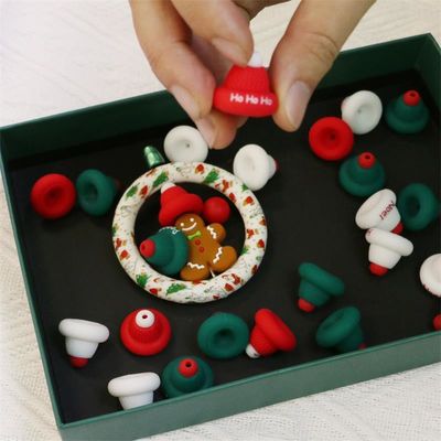 สีซิลิโคน O Ring Beads ปลอดภัยและไม่เป็นพิษ สีซิลิโคน 3D หมวกคริสต์มาส สีซิลิโคน สําหรับเด็ก เด็ก DIY สีสิลิโคน