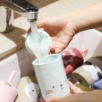 นุ่มนวล ฟรี BPA ทนทาน ซิลิโคน เด็กทารกเด็กจานดื่มด้วยสลัดและฝาสําหรับประสบการณ์การเลี้ยงที่สบาย