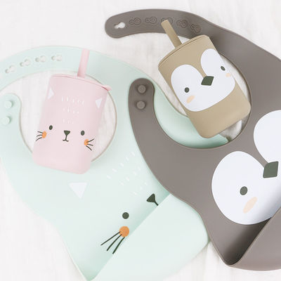 กันน้ําและสะอาดง่าย ซิลิโคน Baby Bib สําหรับ 0-4 ปี