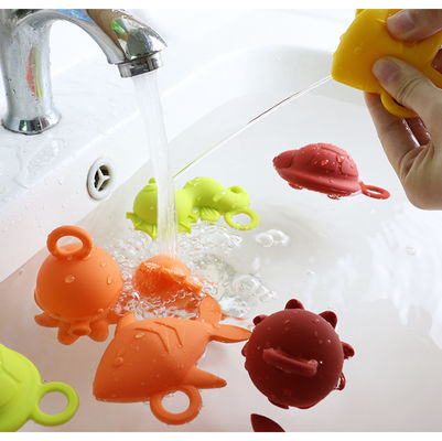 สีซิลิโคน สัตว์มหาสมุทรปลาปลาปลาปลามะขาม เด็กเด็ก ของเล่นอาบน้ํา ของขวัญชุดน้ําสเปรย์ Squishy